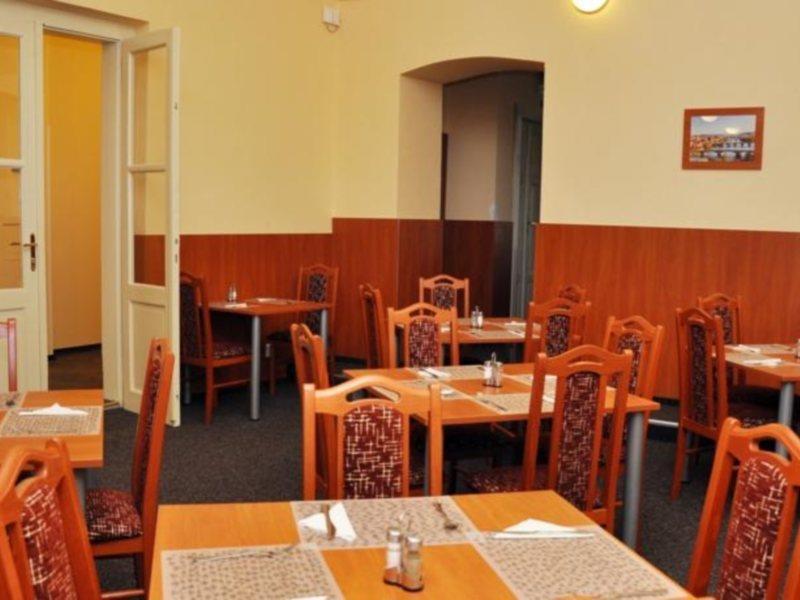 Junior Hotel Praga
